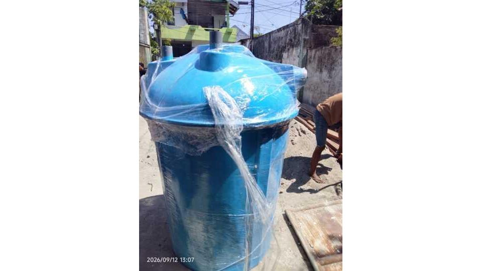 2000 Liter Vertikal Perumahan Kutisari Utara